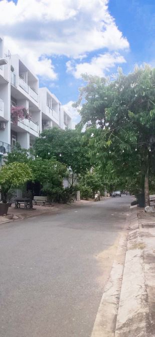 ( 8.9 tỷ - 111tr/ m2 )Bán đất HXH 80m2 ,ngang 4m  giá thương lượng