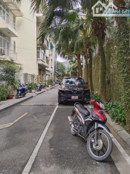 SIÊU PHẨM LIỀN KỀ XUÂN THỦY, CẦU GIẤY, 85M x 5T – MT 6M – VỈA HÈ, Ô TÔ TRÁNH, KD ĐỈNH,32TỶ