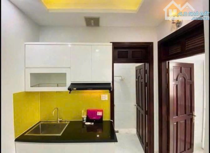 Chung cư Screc , P12,quận 3, nội thất, 2p, 2wc, 78m2, giá 14,5tr
