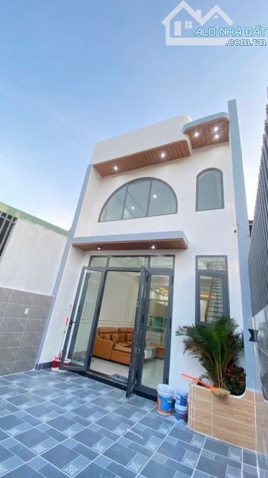 Np412 BÁN NHÀ PHƯỜNG TRẢNG DÀI SỔ RIÊNG
