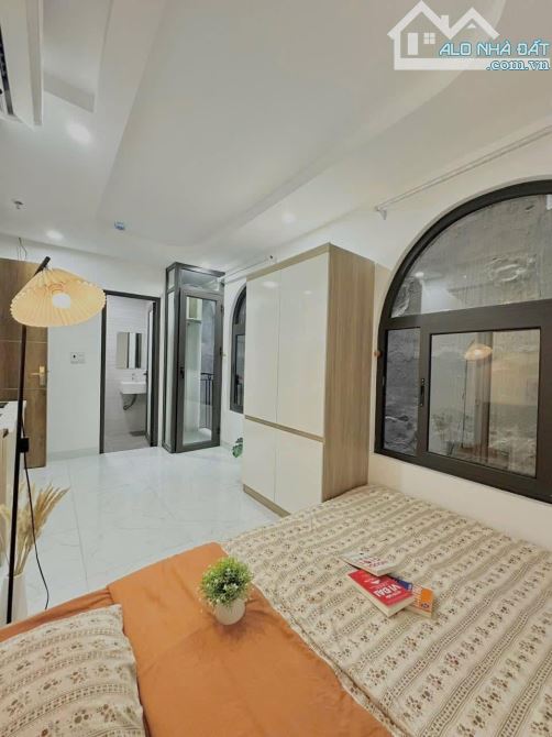 BÁN CHDV CẦU GIẤY - 68M2 - 7 TẦNG - 2 THOÁNG - 16 PHÒNG KHÉP KÍN - 18T