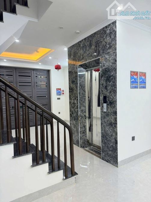 HIẾM...LÔ GÓC - 6TẦNG THANG MÁY  CĂN HỘ DỊCH VỤ NHÀ DÒNG TIỀN