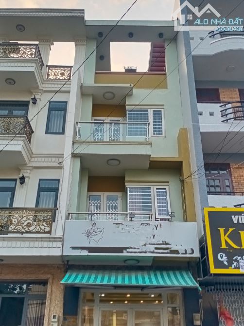BÁN NHÀ 4 TẦNG, MẶT TIỀN ĐƯỜNG VĂN CAO, Q.TÂN PHÚ, CHỈ NHỈNH 12 TỶ