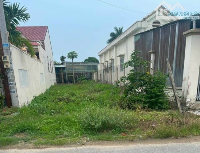 Bán nhanh lô đất đẹp hẻm ô tô Nguyễn Trãi