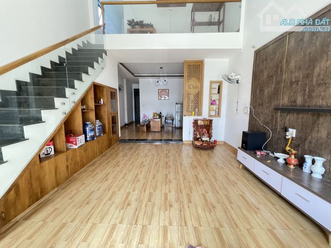 💥Nhà Mê ,TC 5*22m,Đường A5,Gần Phạm Ngũ Lão,Đường Đẹp