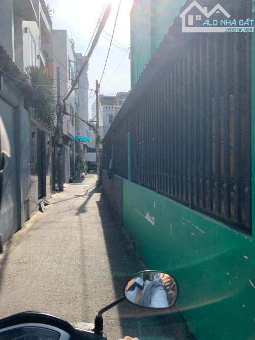 Bán nhà cũ 90m2, hơn 5 tỷ, xây CHDV tuyệt đẹp