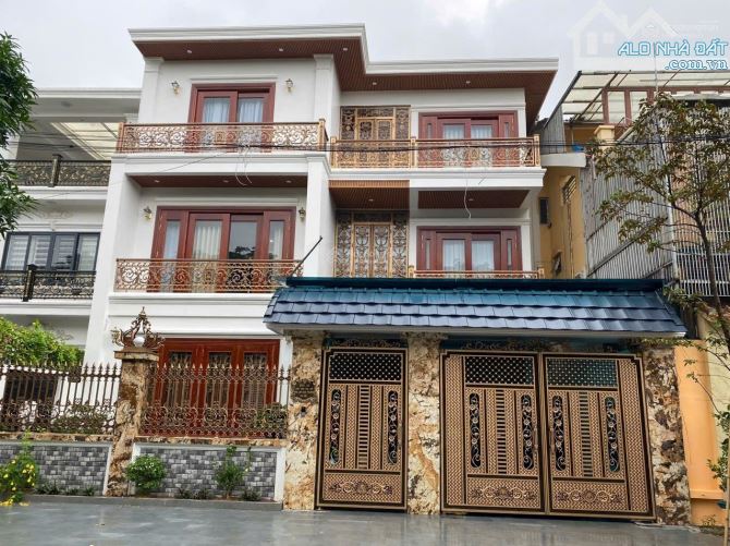 Biệt thự lô góc! 3 tầng, S: 255m2 Kđt Tân Tây Đô, tiện ích ngập tràn, Chỉ 25 Tỷ