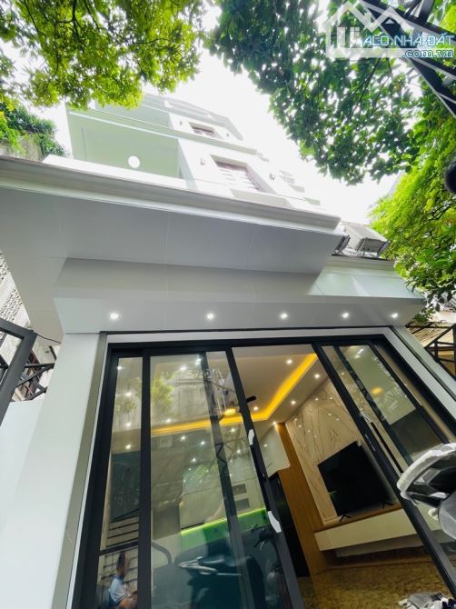 TT NGÃ TƯ SỞ - LÔ GÓC - Ô TÔ ĐỖ CỬA - 30M MẶT PHỐ - 9,9 TỶ