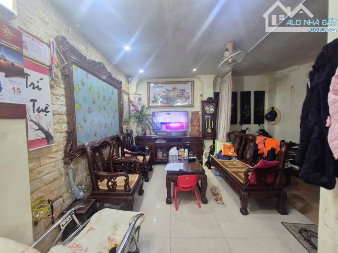 8,9 TỶ-4 TẦNG-PHỐ YÊN HÒA - KHU VÍP ĐỂ Ở VÀ CHO THUÊ –MẶT TIỀN KHỦNG 6,3M