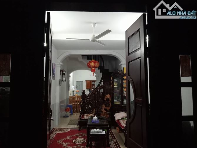 Bán nhà phố Tây Trà ,Lĩnh Nam diện tích 48m2 xây 4 tầng, Giá bán 8.3 tỷ.