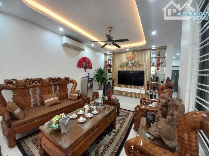Bán Biệt thự Phú thượng Tây hồ, Lô góc 3 thoáng, ô tô, full đồ 160m2 MT 9m chỉ 33 tỷ