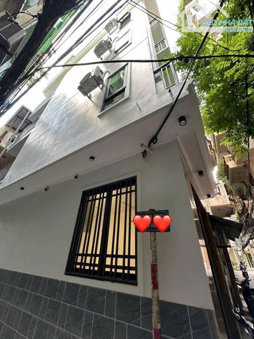 Mặt ngõ 97 Văn Cao Ba Đình💥7 Tầng Thang Máy💥Oto đỗ cửa💥Lô góc 2 thoáng💥9.7 Tỷ
