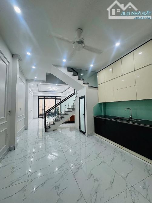 Bán nhà  4 tầng  mặt đường  Trực Cát , Vĩnh Niêm, Lê Chân Giá 4ty390