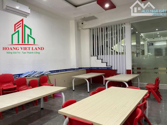 BÁN NHÀ 1 TRỆT 2 LẦU + SÂN THƯỢNG MẶT TIỀN NGUYỄN TRÃI - 1