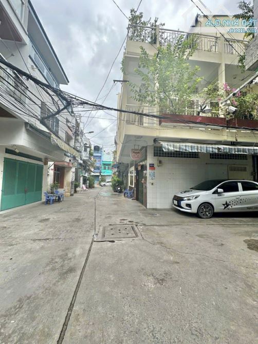 Bán CHDV Lạc Long Quân,hẻm oto, 7 phòng thu nhập 38tr/th,4.4m x 10m,ko lộ giới, chỉ 8.8 tỷ - 1