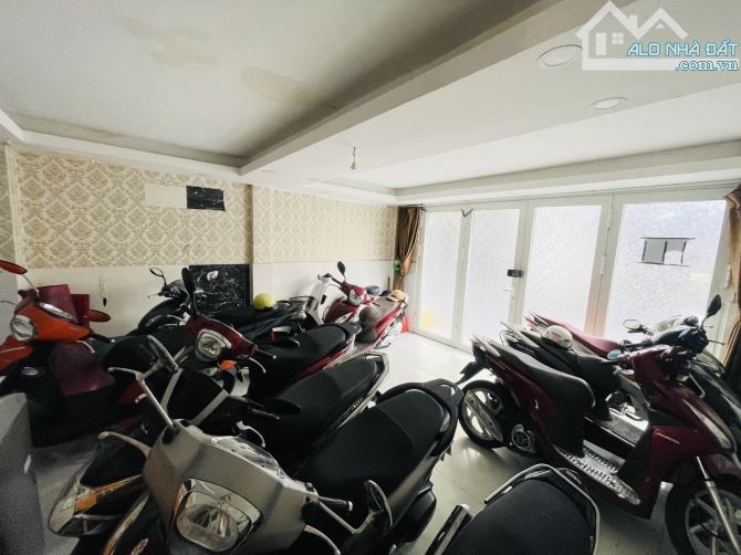 Bán nhà 2 mặt tiền Nguyễn Đình Chiểu, Nguyễn Thiện Thuật. Giá chào 28T - 1