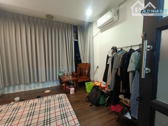 Nhà đep ờ ngay p3 gò vấp sát bên phú nhuân hxh 42m2 trêt 2 lầu sân thương - 1