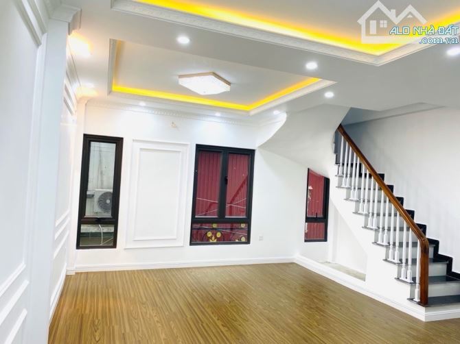 Bán Nhà Tây Hồ - Lạc Long Quân - Ven Hồ Thoáng Đãng - 5 Tầng - 3 Ngủ - 6 Tỷ Có Nhô. - 1