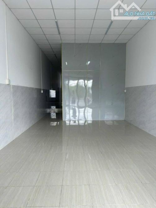Bán gấp căn nhà 96m2 1 xẹt Tỉnh Lộ 8 Thị Trấn Củ Chi giá 850 triệu - 1