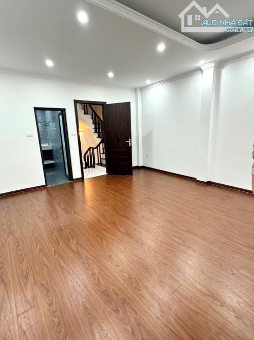 Nhà siêu hiếm - Văn Tiến Dũng - 40m2 - Nhỉnh 6 tỷ - 1