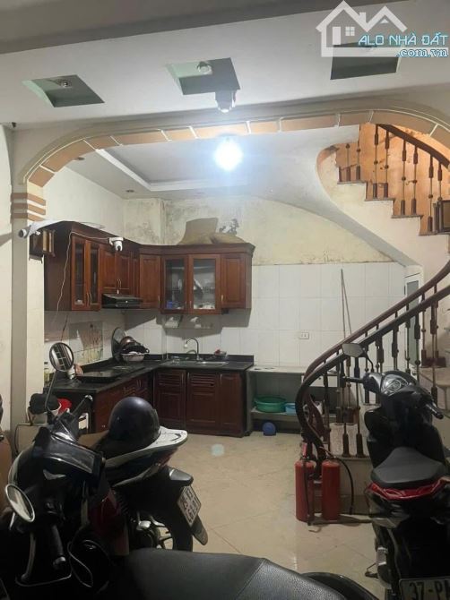 Giá Ngọt ! Xã đàn, dân xây 42m^5 tầng, vừa ở or kinh doanh - 1
