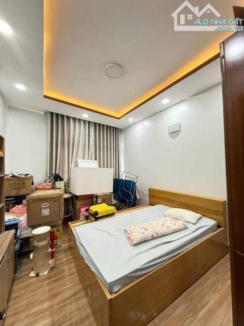 Trịnh Đình Trọng.Hoà Thạnh.Tân Phú- 51m2- 5 tầng - 6.6m x 7.7m - Giá : 6.8Tỷ - 1