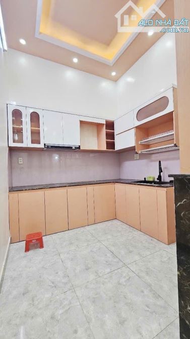 Nhà mới đẹp 2 tầng gần Aeon Tân Phú, HXH, 32m2 nhỉnh 3tỷ xíu - 1