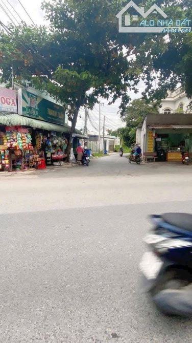 Bán gấp căn nhà mặt tiền Út An gần trường cấp 3 Đức Hoà giá rẻ kinh doanh - 1