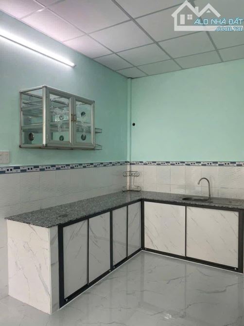 Ngộp ! Em cần bán gấp căn nhà Trung tâm nằm trên Đ. Tân Xuân 6 được 60m2 SHR giá 700tr - 1