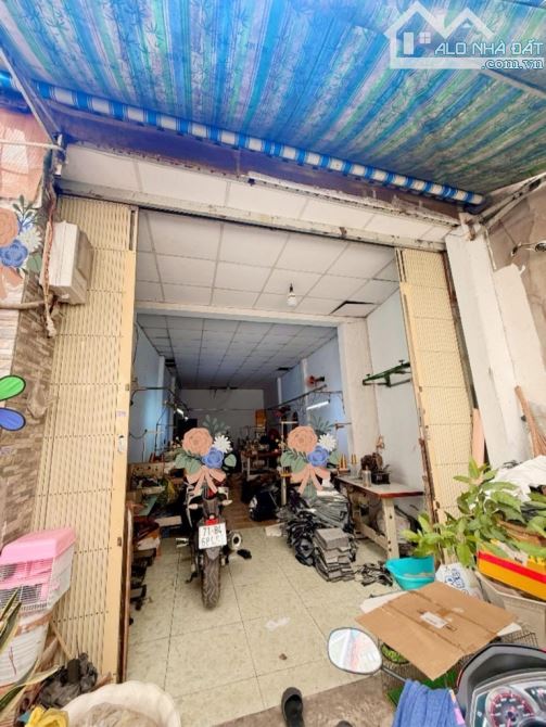 Hàng đầu tư, Gò Dầu , Tân Phú , 64m2, Bán Đất Tặng Nhà , Giá 4,7 Tỷ TL - 1