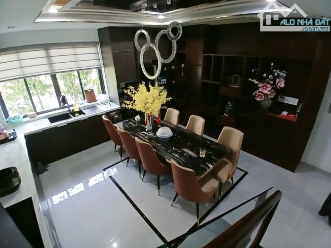Bán nhà 5 tầng 110m2 5x22 mặt tiền D2 Man Thiện Tăng Nhơn Phú A Q9 15 tỷ 9 - 1