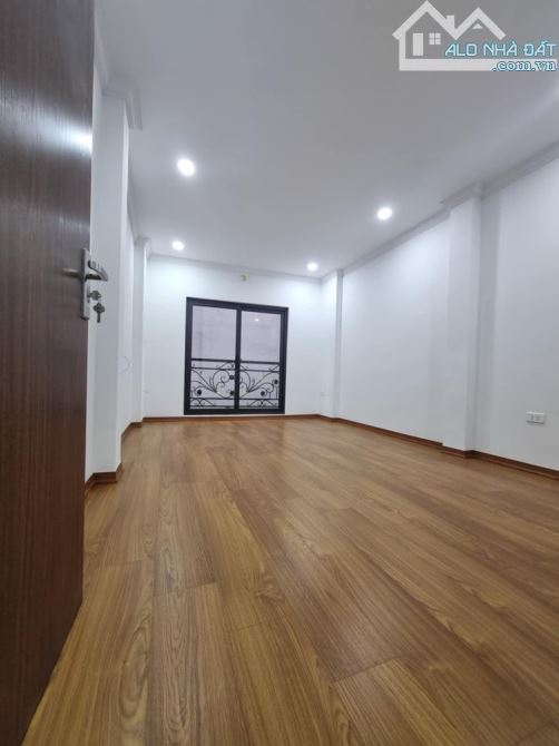 NHÀ MỚI 5 TẦNG ĐƯỜNG NGỌC HỒI, VĂN ĐIỂN Ô TÔ ĐỖ CỔNG, AN NINH TỐT CHỈ HƠN 5 TỶ - 1