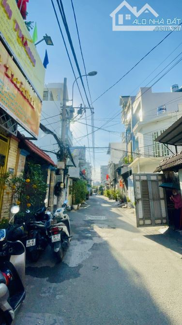 NHÀ ĐẸP 2 TẦNG – HẺM Ô TÔ – KHU PHÂN LÔ – QUANG TRUNG, 44m2 – CHỈ 3.9 TỶ - 1