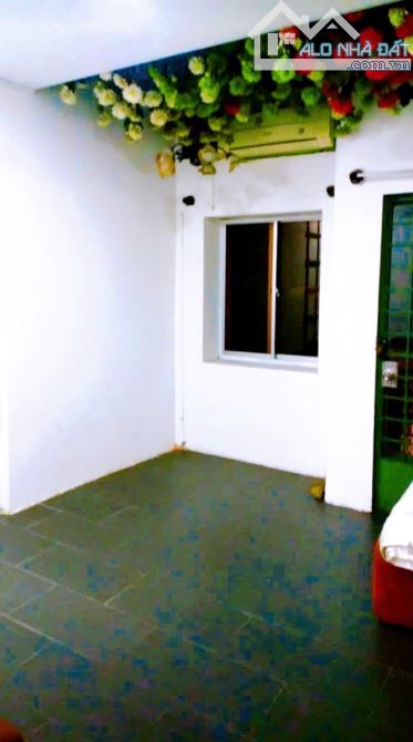 Bán nhà QUẬN 3, hẻm ô tô Cách Mạng Tháng Tám, Giá 9.3 tỷ, 2 tầng - 1