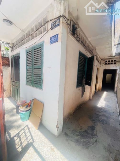 Bán nhà cũ 90m2, hơn 5 tỷ, xây CHDV tuyệt đẹp - 1