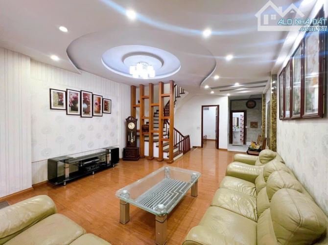 Bán nhà  nghĩa tân, Trần Tử Bình  Cầu Giấy  50m2, tặng nội thất 2 mặt tiền, oto 12 tỷ 6 - 1