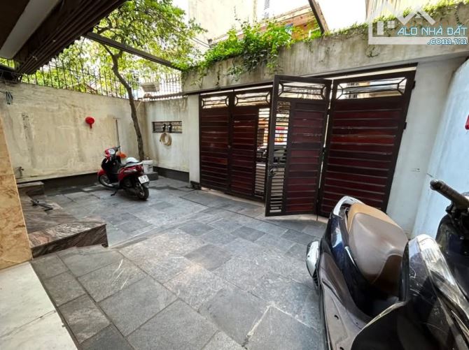 Bán nhà lô góc 3 mặt ngõ ô tô, kinh doanh phố Chùa Láng 130m2, 5 tầng, mt 7.5m, chỉ 37 tỷ. - 1