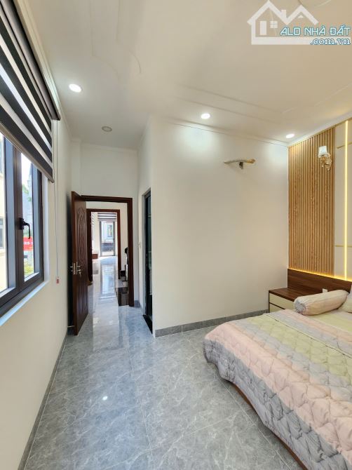 Bán nhà 2 mặt tiền, nhà hoàn công, Khu dân cư gần ngã tư Miếu Ông Cù Thuận An - 12