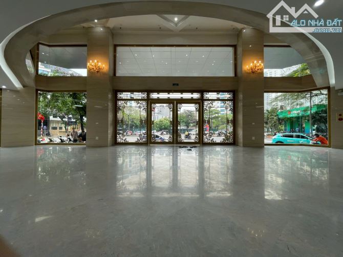 Cho Thuê Toà 82 Trần Thái Tông, DT 350M2, MT 40M, 1O Tầng 1 Hầm, Lô Góc 3 Mặt Thoáng - 13