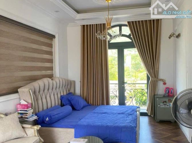 Bán cắt lỗ biệt thự view sông cực đẹp Vĩnh Thái,Nha Trang chỉ 18 tỉ - 2