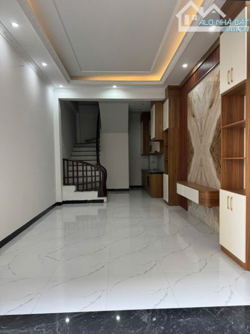 Nhà đẹp 4 .5tầng tổ 13 Mậu Lương Kiến Hà Đông 34m2 ngõ nông rộng ở ngay giá tốt. - 2