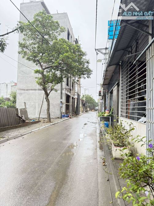 Đất Cửu Việt, Trâu Quỳ, ngõ thông, ô tô tải chạy. Giá 4.98 tỷ - 2