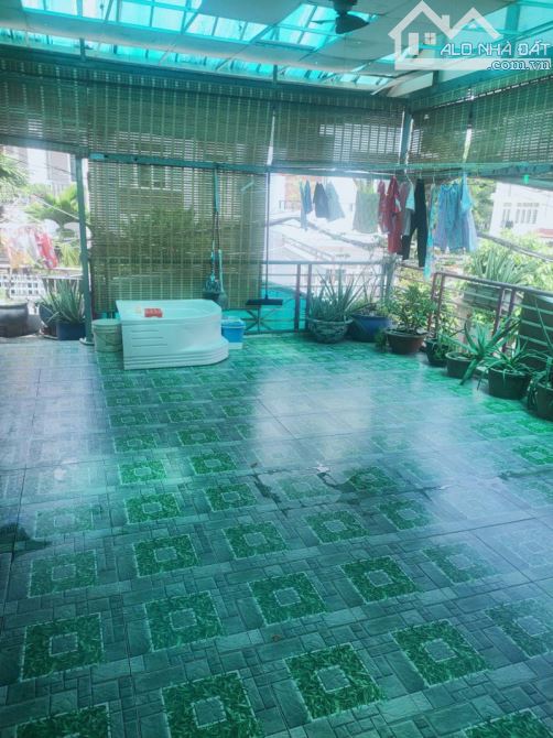 NHÀ MẶT TIỀN ĐƯỜNG 184M2 NGAY HOÀNG DIỆU 2 - P. LINH CHIỂU TP.THỦ ĐỨC - 2