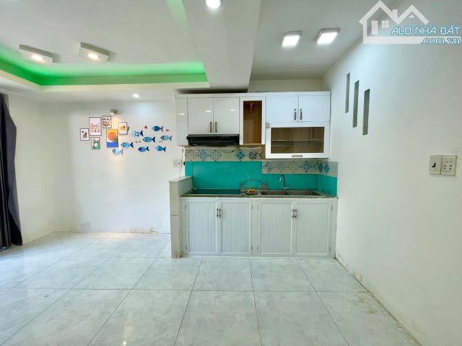 Nhà Full Nội Thất Sổ Hồng Vuông Vức Ngay Huỳnh Tấn Phát Quận 7 - Chỉ 3,3Tỷ TL Chính Chủ - 2