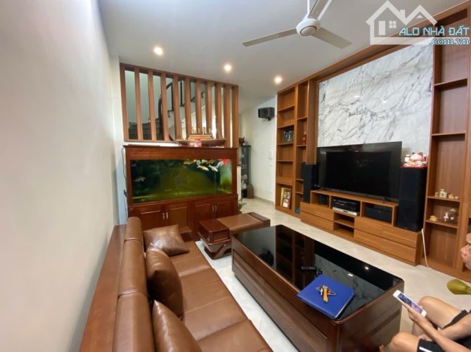 Chính chủ bán nhà Nguyễn Lương Bằng, diện tích 66.2, 4 tầng, giá 14 tỷ - 2