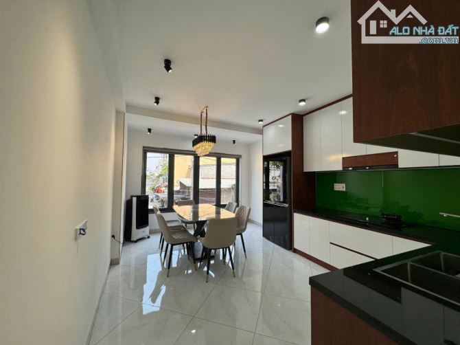 Bình Tân Đường số 5 sát mặt tiền 5 68m2 ngang 4 5PN. Có gara oto tỷ . . - 2
