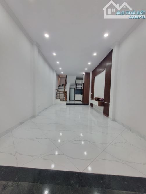 NHÀ MỚI 5 TẦNG ĐƯỜNG NGỌC HỒI, VĂN ĐIỂN Ô TÔ ĐỖ CỔNG, AN NINH TỐT CHỈ HƠN 5 TỶ - 2