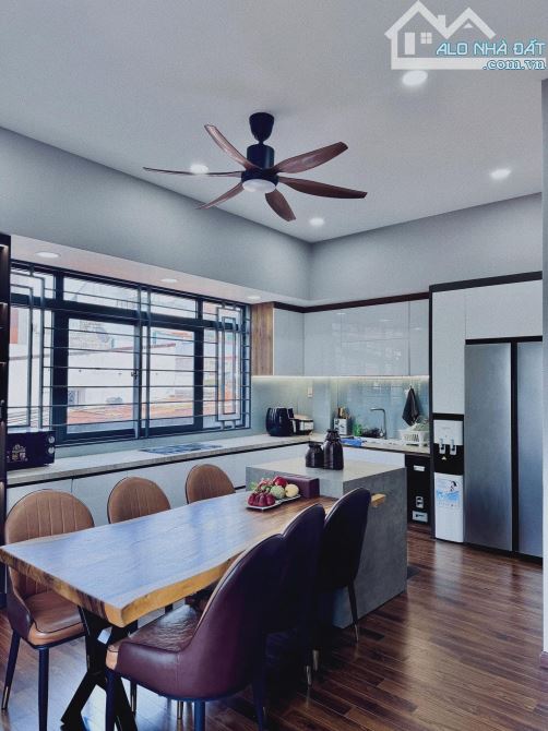 NHÀ NGAY TTTP GIÁ RẺ CHO AI SỞ HỮU - 2