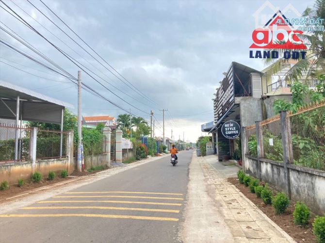 4.4tỉ. Bán Gấp 4.700m2 đất-SHR-QH Thổ cư gần KDL Giang Điền . - 2