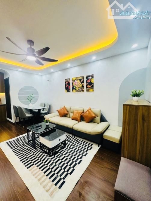 BÁN CĂN HỘ CHUNG CƯ 282 LĨNH NAM - HOÀNG MAI SỔ RIÊNG 80M 3 NGỦ 2 VS GIÁ 4,45 TỶ - 2